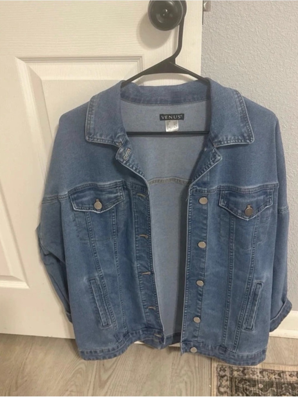 VENUS Denim Trucker Jacket